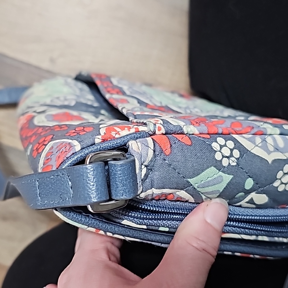 Vera Bradley Crossbody Wallet Purse Nomadic Floral Blue All N One Clutch RETIRED - Picture 7 of 12